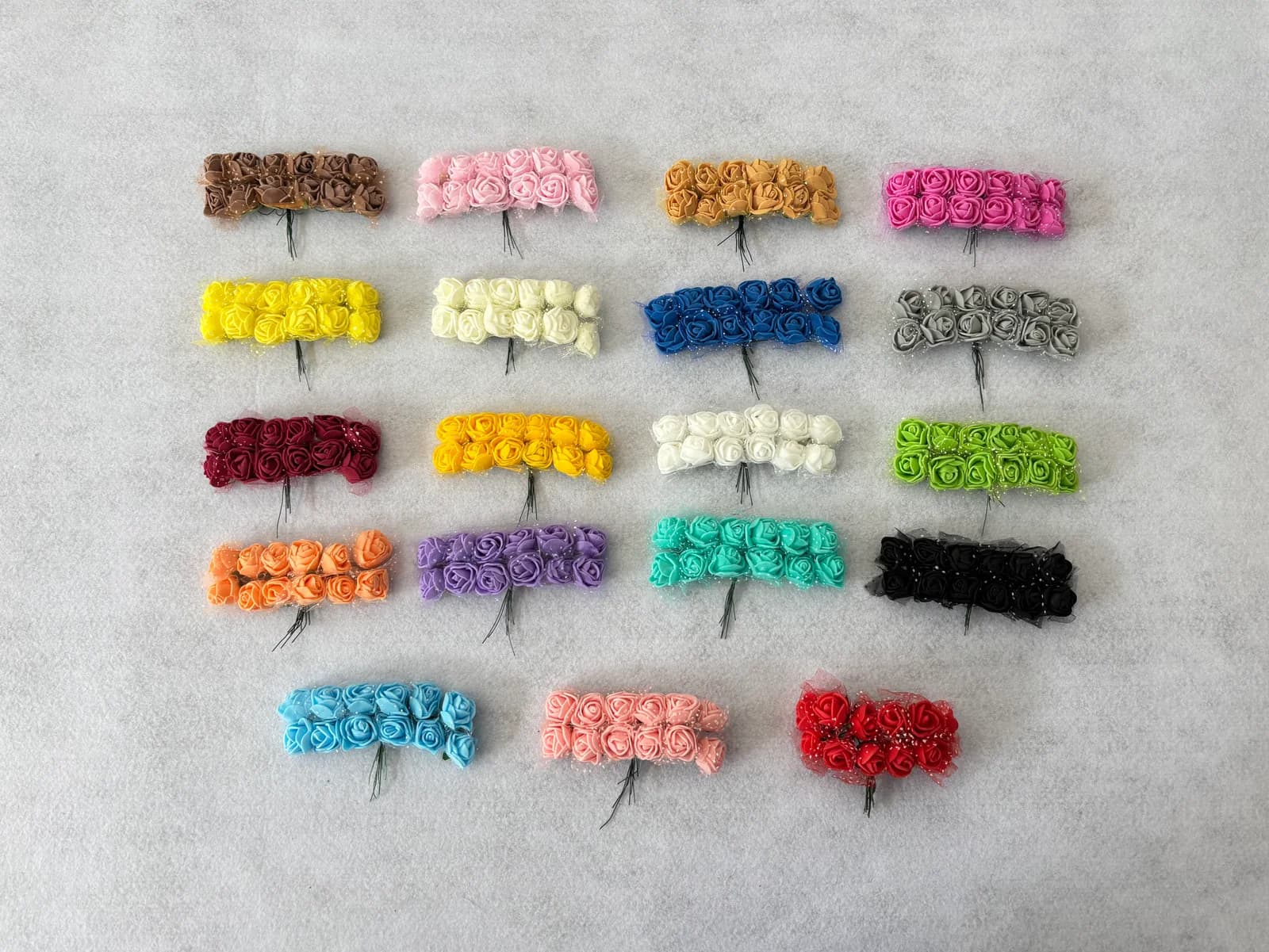 KÜÇÜK LATEKS GÜL 144'LÜ 