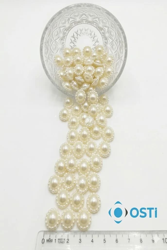 PLASTİK DESENLİ YARIM İNCİ GÜNEŞ KREM