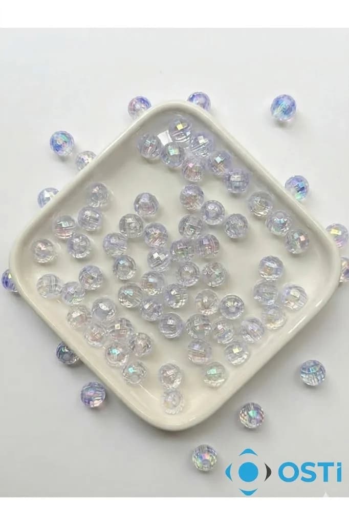 PLASTİK DESENLİ TAM JANJANLI BONCUK BEYAZ