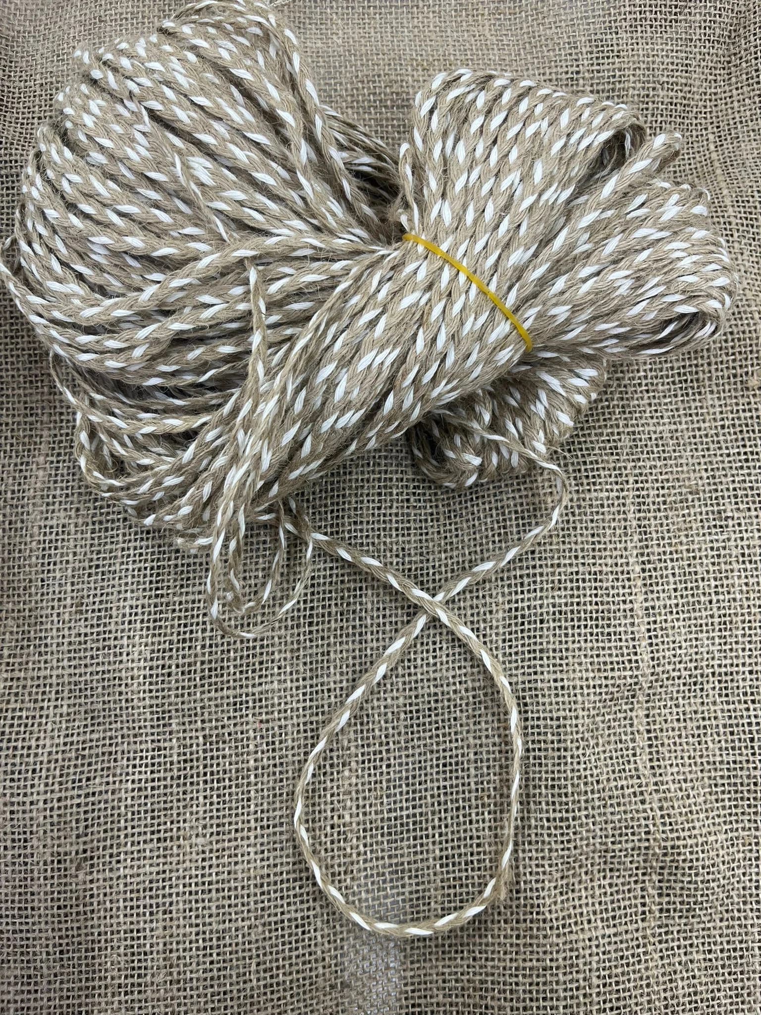 İKİ RENKLİ HASIR İP 100 YARDA 1 CM 