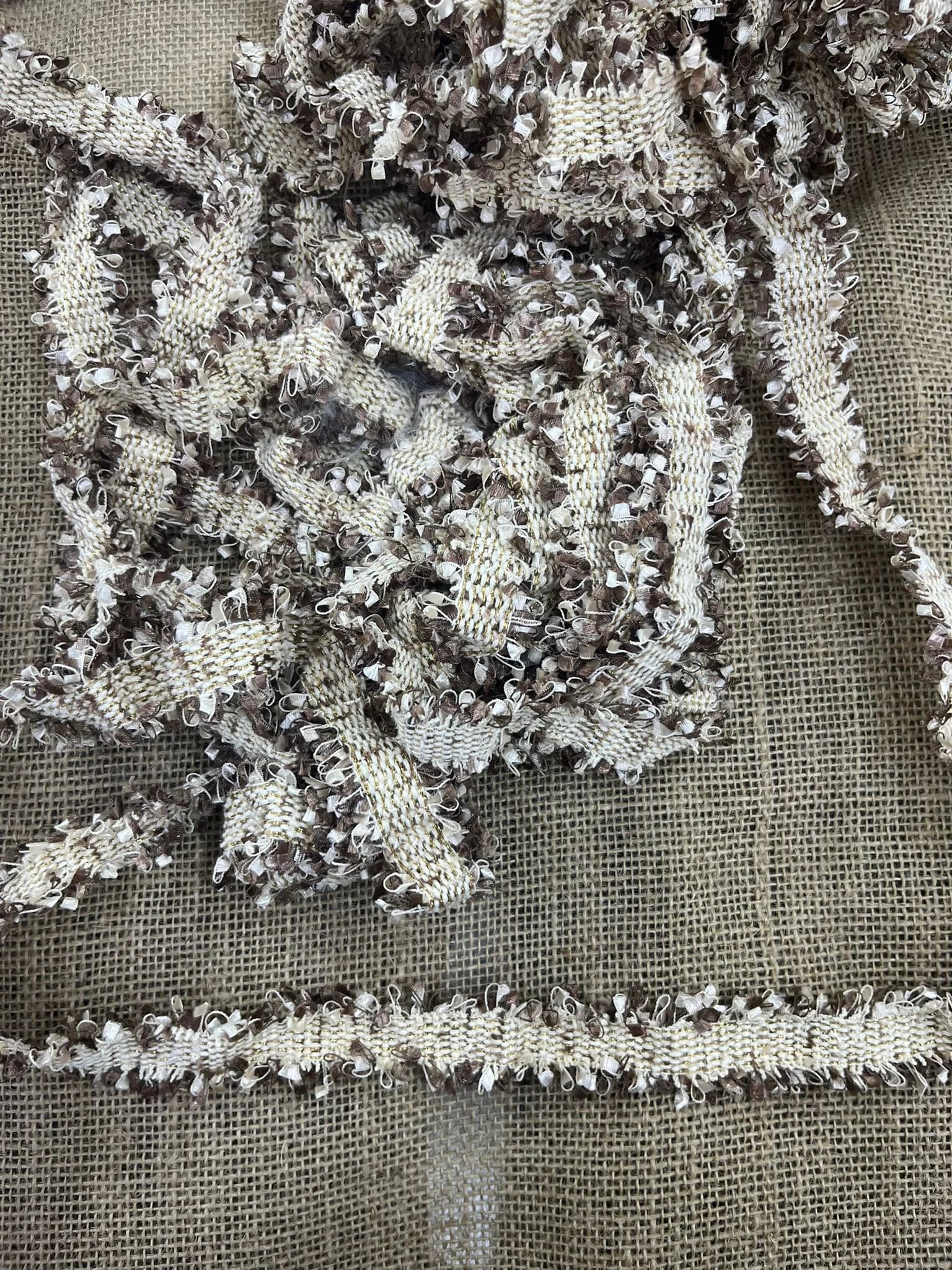 SİM DETAYLI DOKUMA PÜSKÜLLÜ ŞERİT 2 CM 25 YARDA 