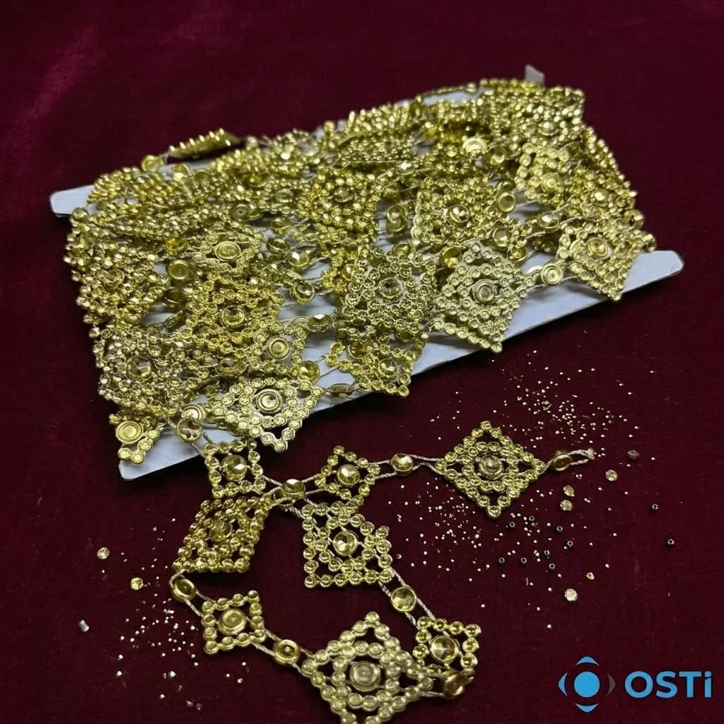KARE MOTİFLİ PLASTİK ŞERİT 10YARDA